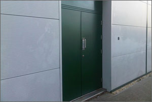 Staffs Industrial Doors Steel Security Doors 300 2
